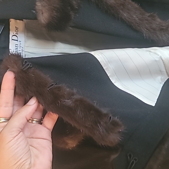 Christian Dior Mink Garniture Cropped Jacket - Picture 2 of 7